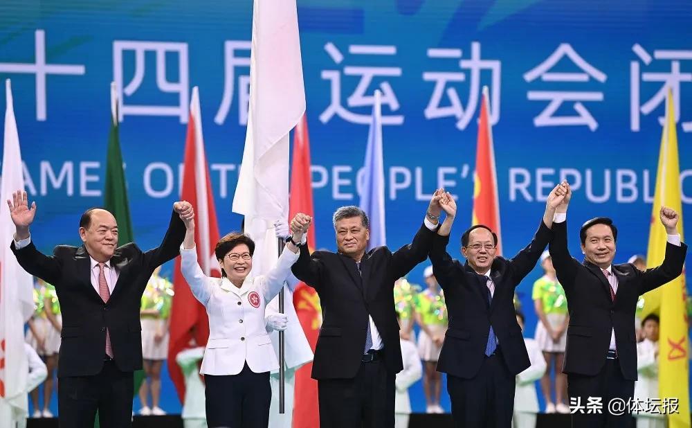 探索未來，2025新澳門正版免費資本車的時代來臨，2025新澳門正版免費資本車時代，探索未來的機遇與挑戰(zhàn)
