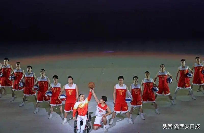 香港資料正版大全2025，智能生態(tài)發(fā)展的專注與未來，香港正版資料大全2025，智能生態(tài)的專注與未來展望
