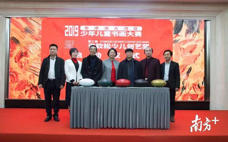 探索未來(lái)之門，走進(jìn)新澳門正版免費(fèi)資本車的奇妙世界，探索未來(lái)之門，新澳門正版免費(fèi)資本車奇妙之旅